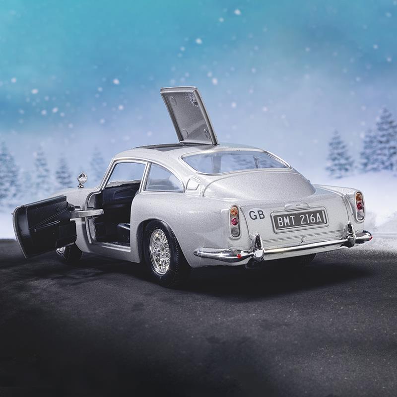 James Bond Aston Martin DB5 - Goldfinger (1:24)